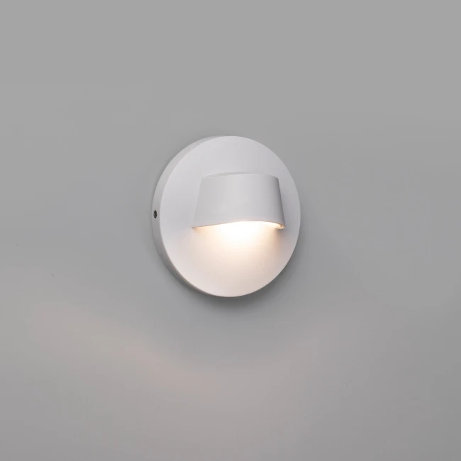 Sieninis LED šviestuvas Le Petit baltas